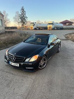 Mercedes-Benz C207 Coupé e350 cdi 195kw AMG 2012 automat 7G