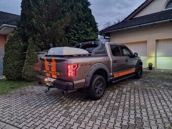 Strešný box na Ford F-150