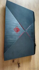 HP OMEN 15 - herný notebook - 1
