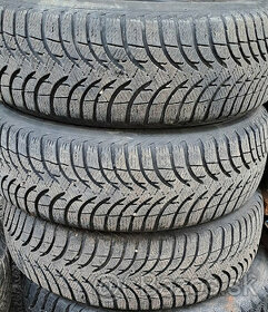 Predam zimnu pneu 175/65R4 Michelin 1ks