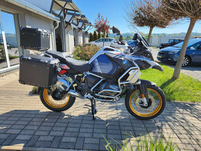 BMW R  1250 GS Adventure téměř nová