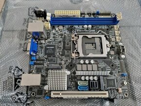 ASUS P11C-I/NGFF2280