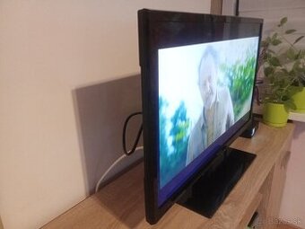 PANASONIC VIERA 32"