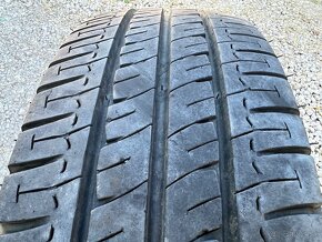 215/75R16C 113/111R Michelin Agilis