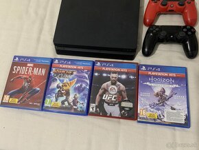 Playstation 4 slim + 4 hry