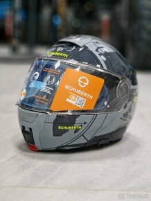 Schuberth C5