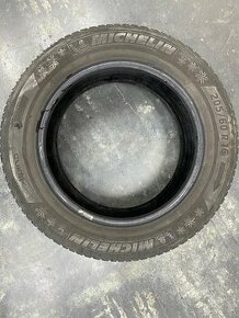 205/60 R16. Zimné  Pneu MICHELIN alpin5