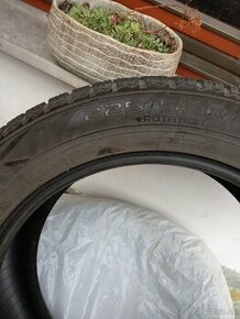 225/55 r18  nokian zimné