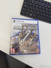 Warhammer 40 000 Space Marine 2 - PS5 (40 EUR)