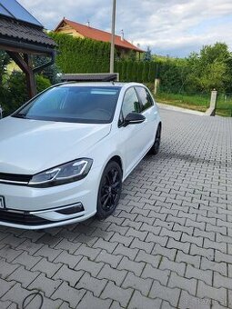 Volkswagen Golf 2.0 TDI Edition Highline DSG