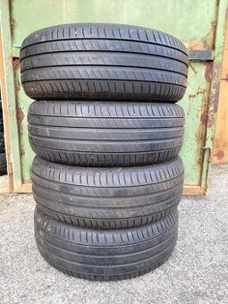 225/50 R16 Michelin