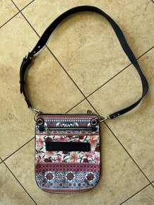 Predám dámsku crossbody kabelku Desigual