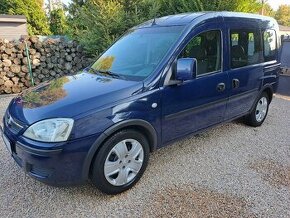 Opel Combo 1.4 benzin 2009