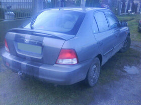 Hyundai Accent - 1