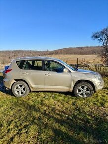 Toyota RAV4 2.0 SOL, 2007, Benzín, Manuál