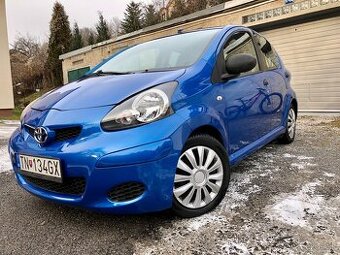 Toyota aygo 1.0 benzin rv 2010