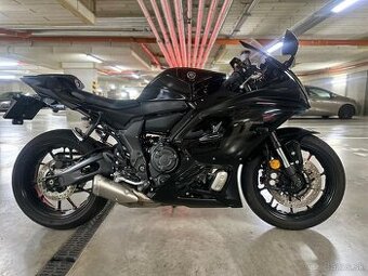 Yamaha YZF - R7