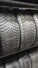 Bridgestone 235/55r17 zimné