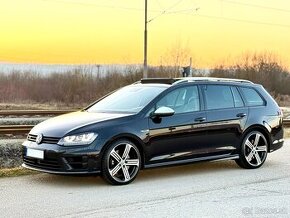 Volkswagen Golf R 2.0 tsi 300ps DSG 4motion, pano, dynaudio