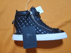 Giuseppe Zanotti Sneakers velkost EU42 (27cm) vela zipsov