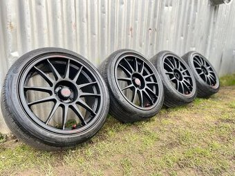 ☑️OZ Superleggera 5x100 r18