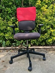 Steelcase ergonomická kancelárska stolička