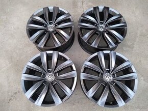 ALU disky 5x112 R18 8J ET40 originál VOLKSWAGEN