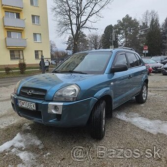 Hyundai Tucson 2.0CRDi  4x4  - nafta