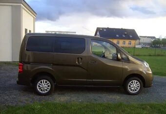 NISSAN NV200 EVALIA/BENZIN