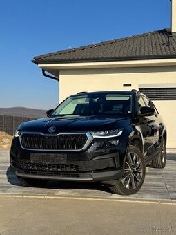 Škoda Kodiaq SCR CLEVER 4x4 110KW Ťažné/Uhly/Pruhy/Kessy