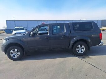 NISSAN NAVARA 2,5DCI MANUÁL 126XXX KM 3000 KG ŤAŽNÉ