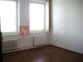 Prenájom kancelárií Bratislava II, Bajkalská, cena: 135 € /m - 1