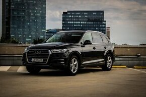 Audi Q7 - 1