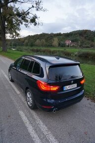 BMW 216i Grantourer 2019, 111tis km - LED, ťažné, polokoža