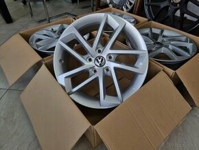 Originalne Alu disky elektróny 5x112 r17 Audi Škoda Seat