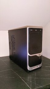 GT 710 / Intel E5200 / 4GB / 320GB