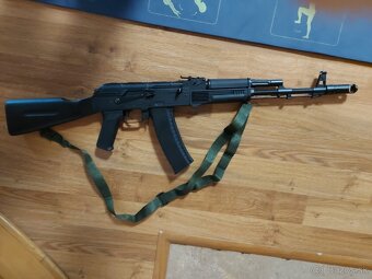 Predám airsoft AK-74M 1.6J 410 FPS ŽELEZO S ABS