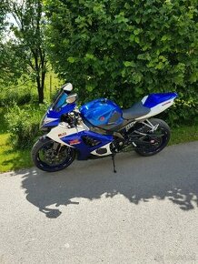 Suzuki GSXR 1000 K8