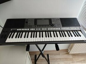 Yamaha psr 770