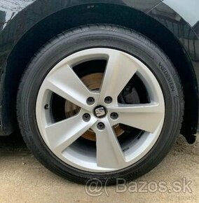 SEAT • 5x112 R17 • 225/45/17 • VREDESTEIN