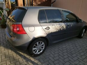 Volkswagen golf 5