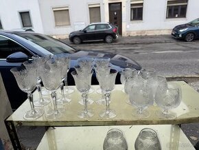 Luxusne krystalove pohare na vino a konak