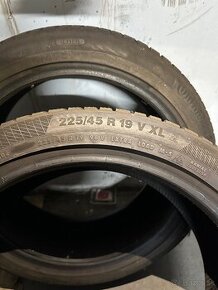 2x Continental winter contact TS850p 225/45 r19 xl 96V