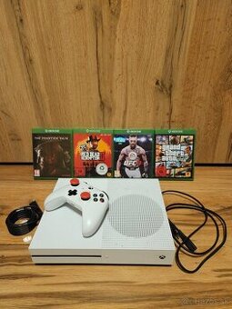 XBOX ONE S + ovládač + hry