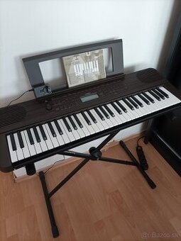 Yamaha PSR-E360 Keyboard s dynamikou Dark Walnut