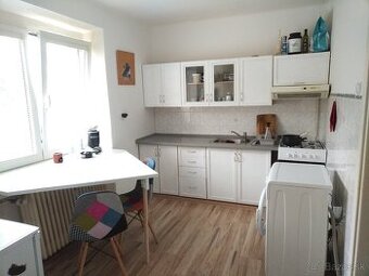 Predám 1 izbový byt na Jesennej v Košiciach, 29m2.