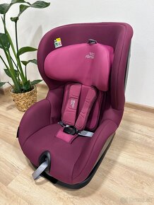 Britax Römer Trifix 2 i-Size Wine Rose