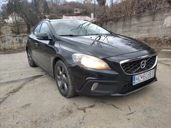 Volvo V40 Cross country - 1