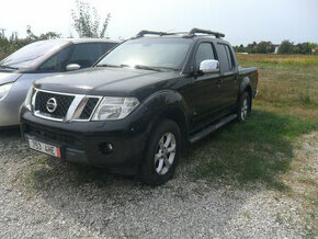 Predam Navara D40 Platinum r.2013 NEPOJAZDNE.