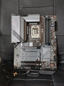 GIGABYTE B660 GAMING X AX DDR4 (Socket 1700)